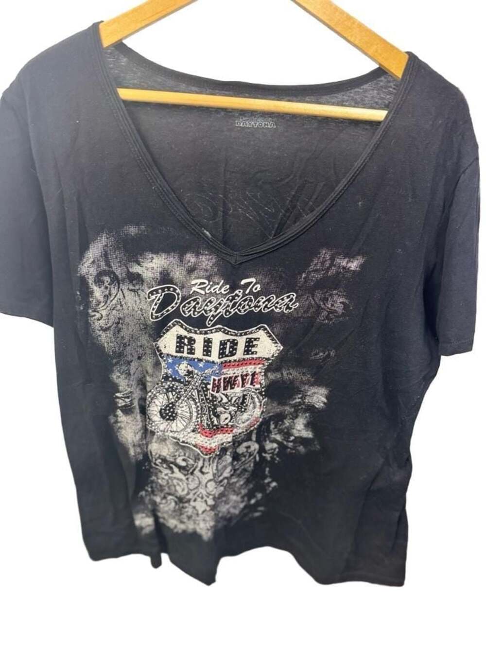 Liberty Wear Women's Ride to Daytona Embellished V-Neck T-Shirt